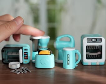 Ensemble d'ustensiles de cuisine pour maison de poupée : mixeur, four, grille-pain, machine à café