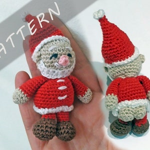 Haakpatroon: kleine kerstman met buit, klein kerstcadeau, sleutelhanger, amigurumi, kerstmis, nieuwjaar