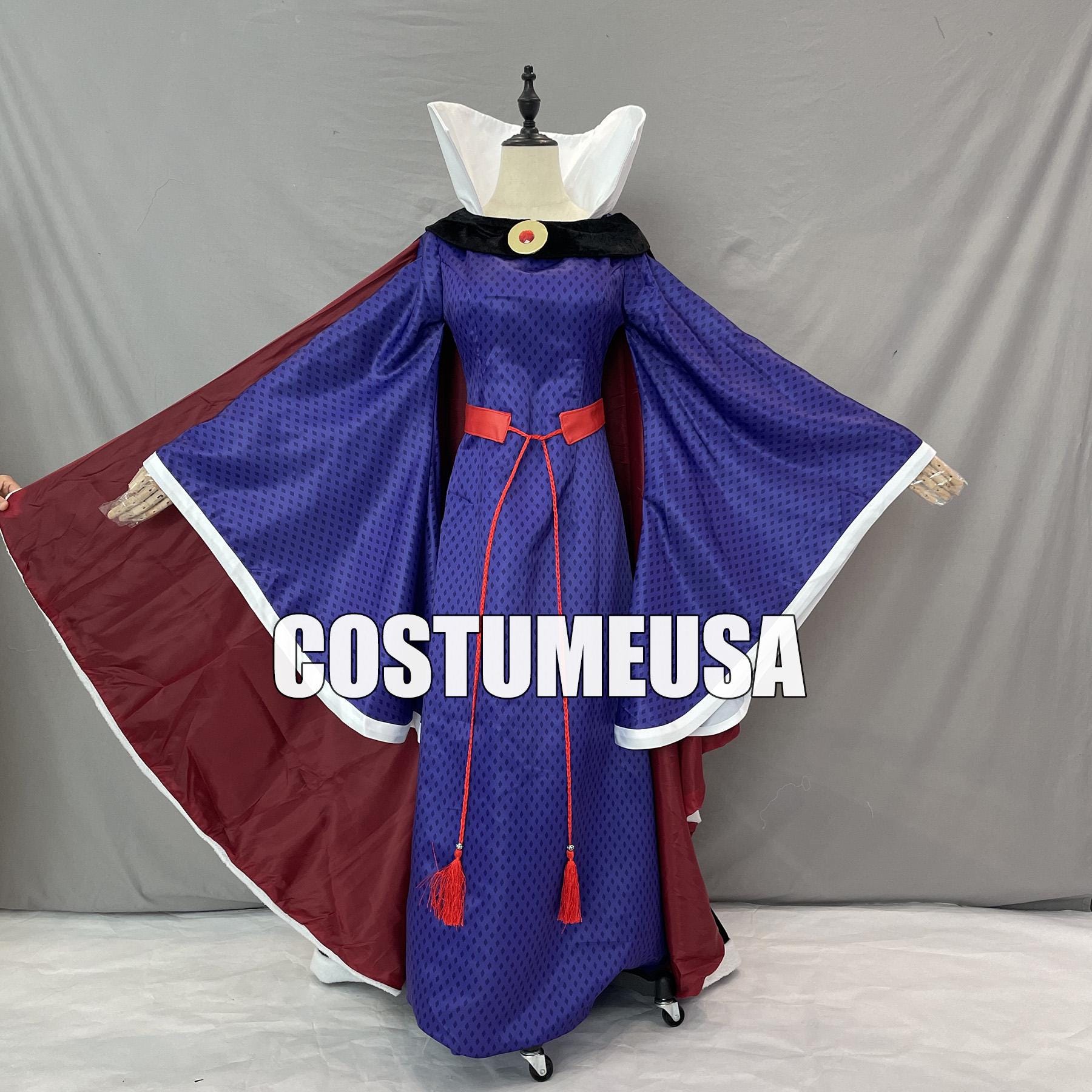 ディズニーフィギュア 悪役 王冠付き 白雪姫 邪悪な女王 Evil Queen