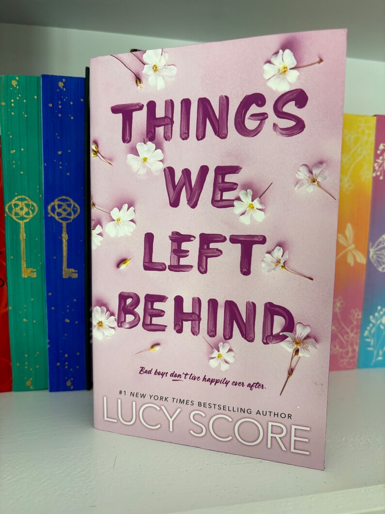 Things We Left Behind by Lucy Score Custom Sprayed Edges