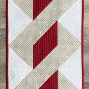 Christmas Table Runner Pattern pdf.