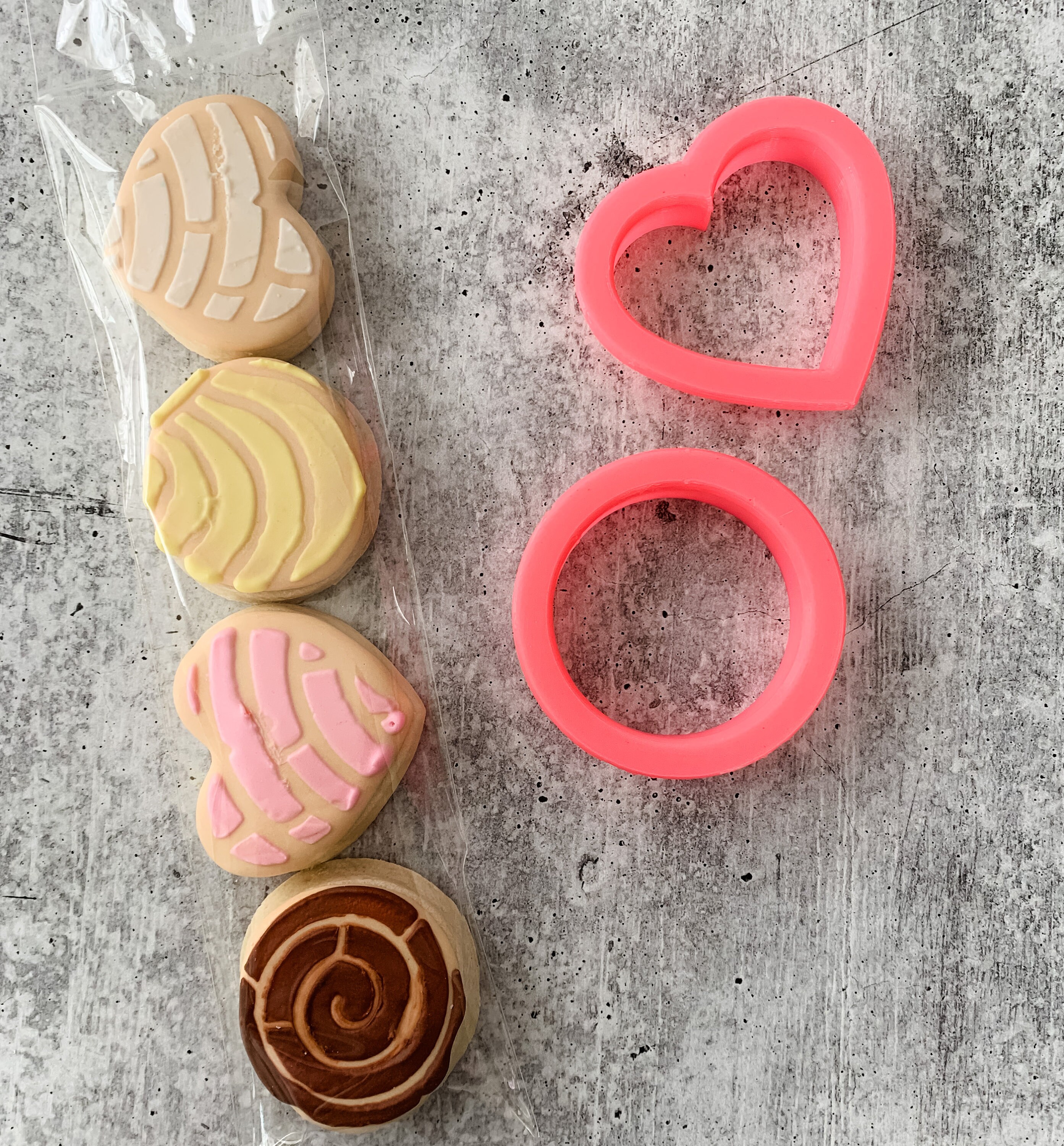 4 piece concha cookie cutters & stencils Etsy