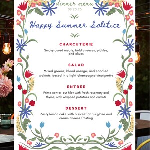 Może przedstawiać: Menu obiadowe z napisem "Happy Summer Solstice" w ozdobnej kwiatowej ramie. Menu zawiera charcuterie, sałatkę, danie główne i deser. Widoczna jest również data "08.20.25".
