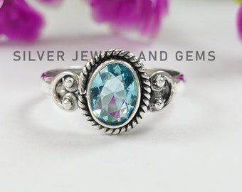 Ring med blå topas, handgjord, nätt ring, oval ring, ring i 925 sterlingsilver, vigselring, decemberfödelsesten, ädelstensring