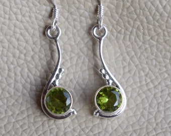 Natuurlijke Peridot oorbel, ronde Peridot Designer oorbellen, 925 Sterling zilveren oorbel, handgemaakte oorbellen, cadeau voor vrienden, verjaardag oorbel