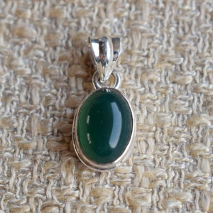 Natural Oval Green Onyx Pendant, Handmade Pendant, 925 Sterling Silver Pendant, Green Gemstone Pendant, Gift for Wife, December Birthstone
