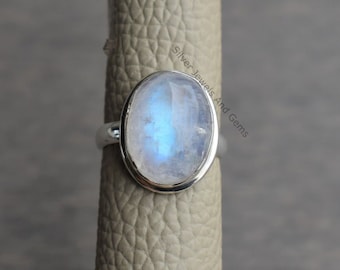 Natural Rainbow Moonstone Ring-Blue Fire Moonstone Ring-Handmade Silver Ring-925 Sterling Silver-Gift for her-Promise Ring-Anniversary Ring