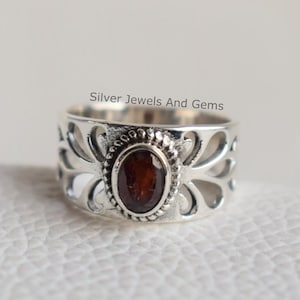 Natural Garnet Ring-Handmade Silver Ring-925 Sterling Silver Ring-Designer Oval Garnet Band Ring-Gift for her-Anniversary Ring-Promise Ring