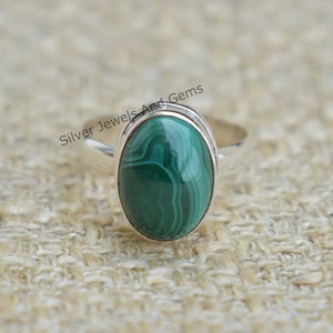 Natural Malachite Ring, 925 Sterling Silver Ring, Oval Malachite Ring, Gift for her, Taurus Birthstone, Promise Ring, Handmade Silver Ring