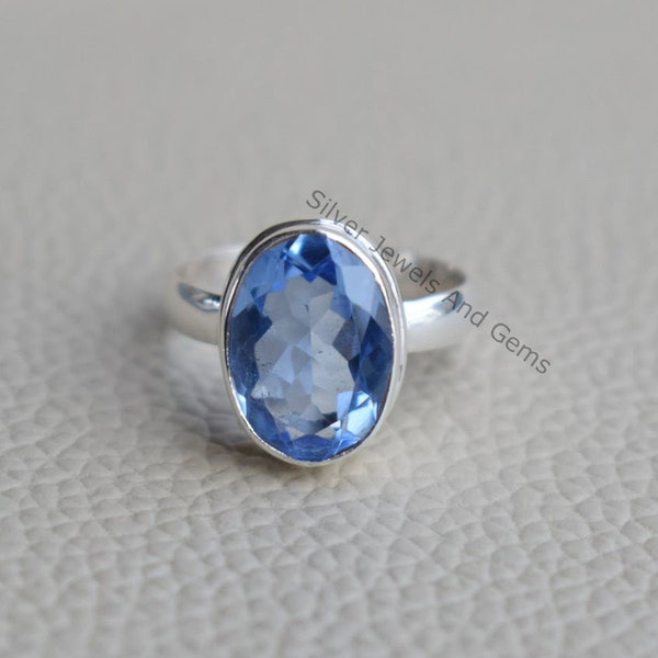 Anillo de cuarzo azul siberiano-Anillo de plata hecho a mano-Anillo de plata de ley 925-Anillo ovalado de cuarzo azul siberiano-Regalo para su-Anillo de aniversario