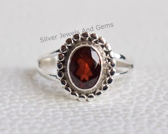 Natural Garnet Ring, Boho Ring, Handmade Silver Ring, 925 Sterling Silver Ring, Designer Oval Garnet Ring, Gift for her, Anniversary Ring