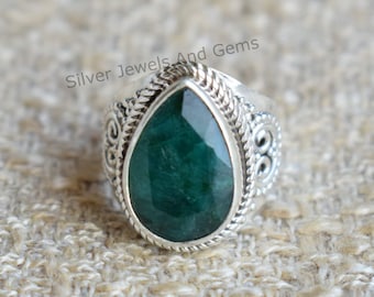 Emerald Gemstone Ring, Handmade Ring for Her, 925 Sterling Silver Ring, Designer Teardrop Ring, Gift for Mom, Boho Ring, Green Stone Ring