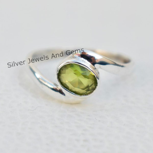 Natural Peridot Ring, Dainty Peridot Ring, Handmade 925 Sterling Silver Ring, Oval Peridot Designer Ring, August Birthstone, Promise Ring