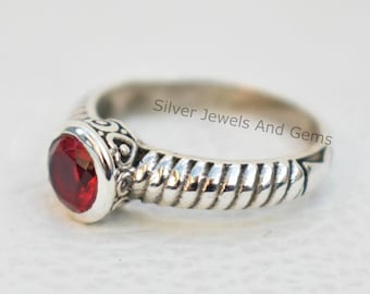 Garnet Mothers Ring - Etsy