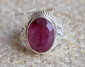 Ruby Ring, Handmade Ring for Her, 925 Sterling Silver Ring, Designer Oval Ring, Wedding Gift, Promise Ring, Boho Ring, Gemstone Ring