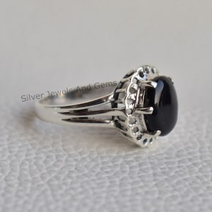 Natural Black Onyx Ring, Oval Black Onyx Designer Ring, Handmade Ring, 925 Sterling Silver Ring, December Birthstone Ring