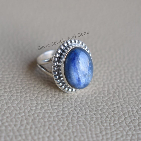 Oval Kyanite Detailed Silver Bead Ring Oval Kyanite Detailed Silver Bead Ring