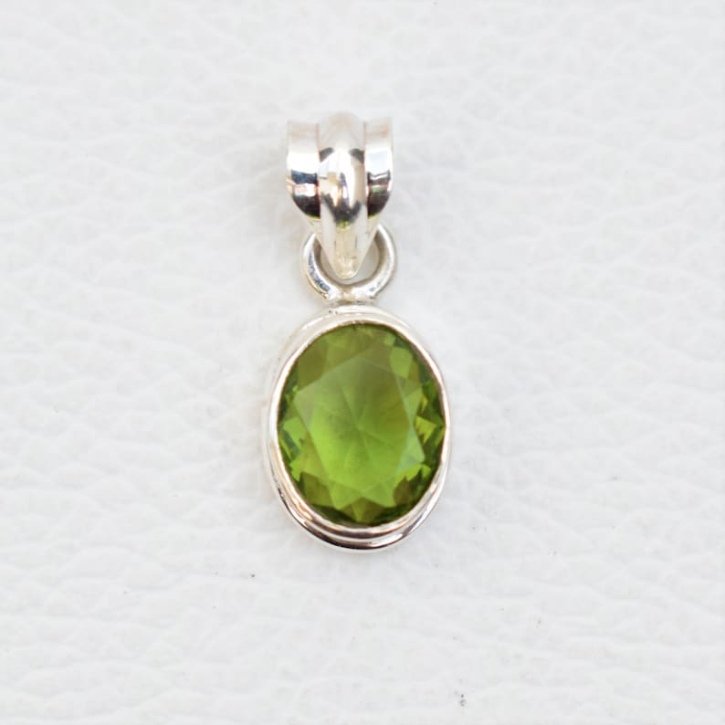 Natural Peridot Pendant-Handmade Silver Pendant-925 Sterling Silver Pendant-Oval Peridot Pendant-Anniversary Pendant-August Birthstone