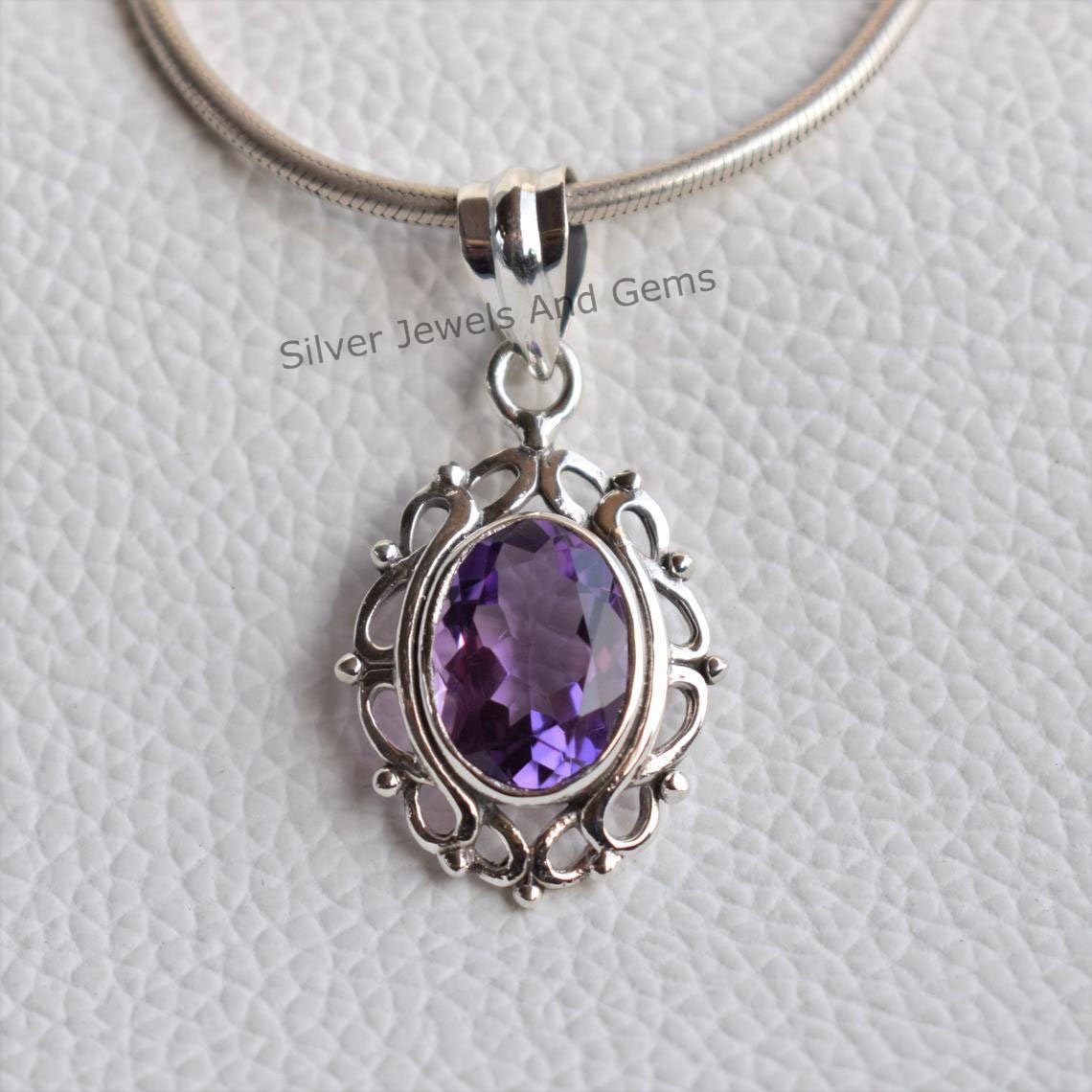 Natural Amethyst 925 Sterling Silver Handmade Pendant Designer Oval Amethyst Pendant Gift for Friends Anniversary Pendant