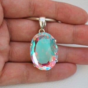 Pingente de quartzo Angel Aura - Pingente de prata feito à mão - Prata esterlina 925 - Pingente oval de quartzo Angel Aura - Presente para ela - Pingente de aniversário
