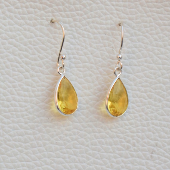 Orecchini In Argento 925 Con Citrino Quadrato 4mm - Ipoallergenici