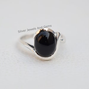 Black Onyx Ring, Solid 925 Sterling Silver Ring, Gift for her, Oval Onyx Designer Ring, December Birthstone, Everyday Ring, Handmade Ring