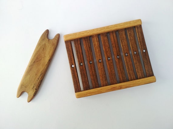 Hand Loom with Shuttle: Rigid Heddle Weaving Loom