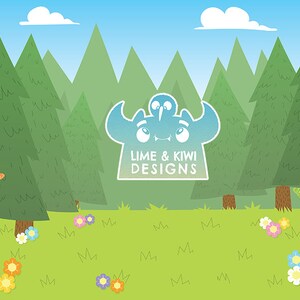 Puede incluir: Una ilustraci&oacute;n de dibujos animados de un monstruo azul con una corona, con el texto "Lime & Kiwi Designs" debajo. El monstruo est&aacute; frente a un bosque verde con mariposas y flores.