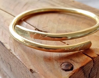 Chunky Brass Bangle Bracelet with Tricolor Studs