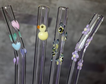 Spring Glass Straw Set of 2 or 4 with Pastel Hearts, Bees, Baby Duck, Flowers