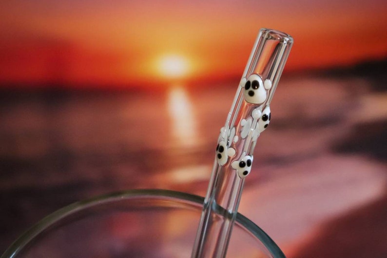 Swirl of Ghosts Glass Drinking Straw with Carrying Case and Brush image 4