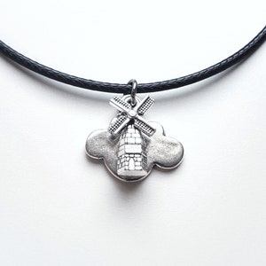 Gorillaz Necklace - El manana Feel Good Inc. Windmill Necklace - Gorillaz Merchs