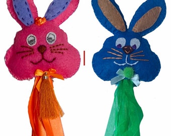 Make your own Easter bunny wand felt pattern , Easy Bunny Ears felt holiday craft for kids and adults, Easter Rabbit party gifts,