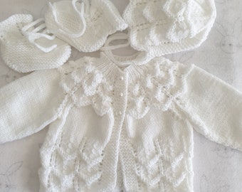 Hand Knitted White Newborn Set