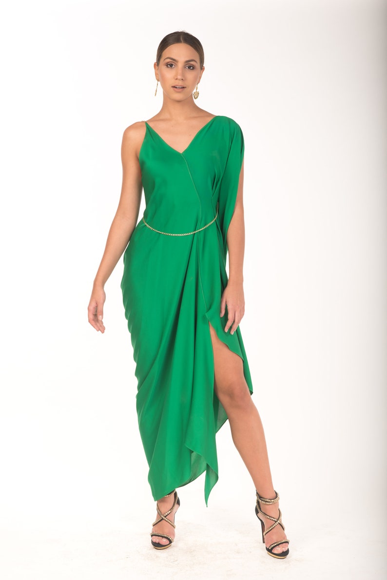 emerald green womens dress