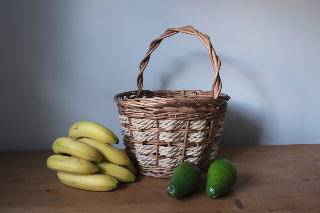 Vintage Wicker Basket, Vintage Market Basket, Vintage Foraging Basket