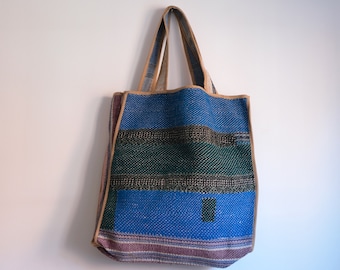 Vintage Kantha Bag, Vintage Sari Kantha Tote, Quilted Tote Bag, Patchwork Embroidery Bag, Reversible Bag