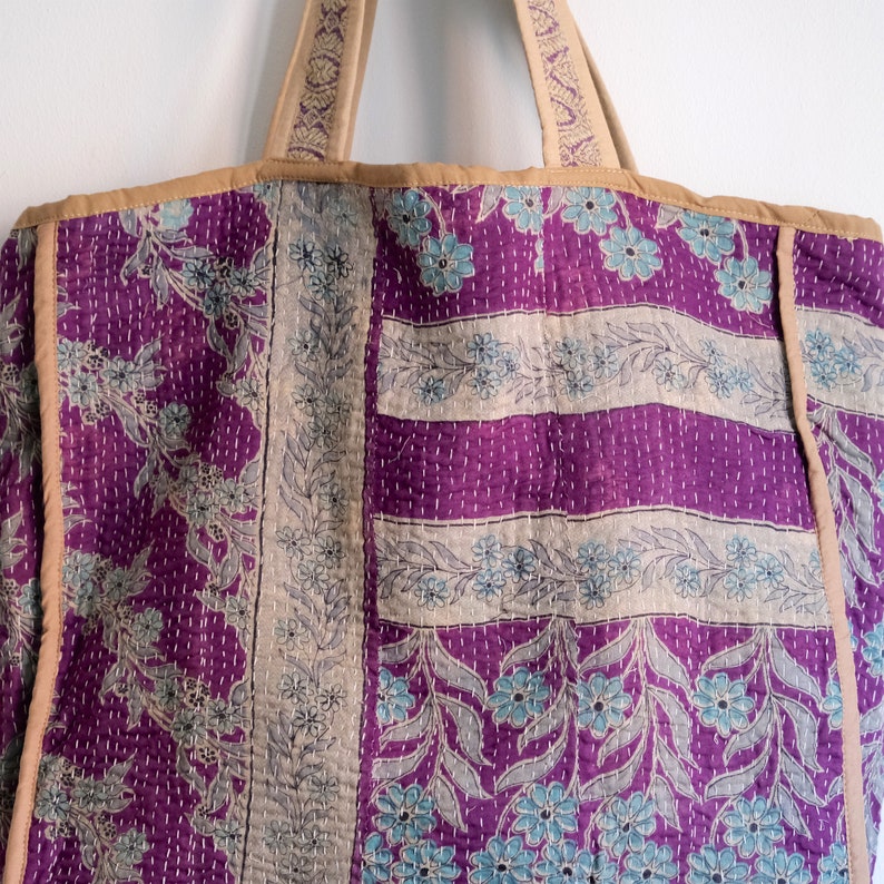 Vintage Kantha Bag, Vintage Sari Kantha Tote, Quilted Tote Bag, Patchwork Embroidery Bag, Reversible Bag image 5