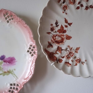 Vintage Wall Plates, Vintage Decorative Plates, Vintage Ceramic Wall Plates, Vintage Wall Art, Vintage Wall Decor