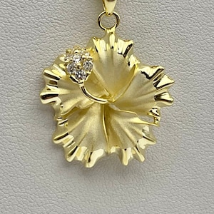 Hibiscus Necklace, Sterling Silver w/ 14K Gold Hibiscus, Gold Flower Jewelry, Nā mea hoʻāla hibiscus, Hawaiian jewelry, Made In Hawaii