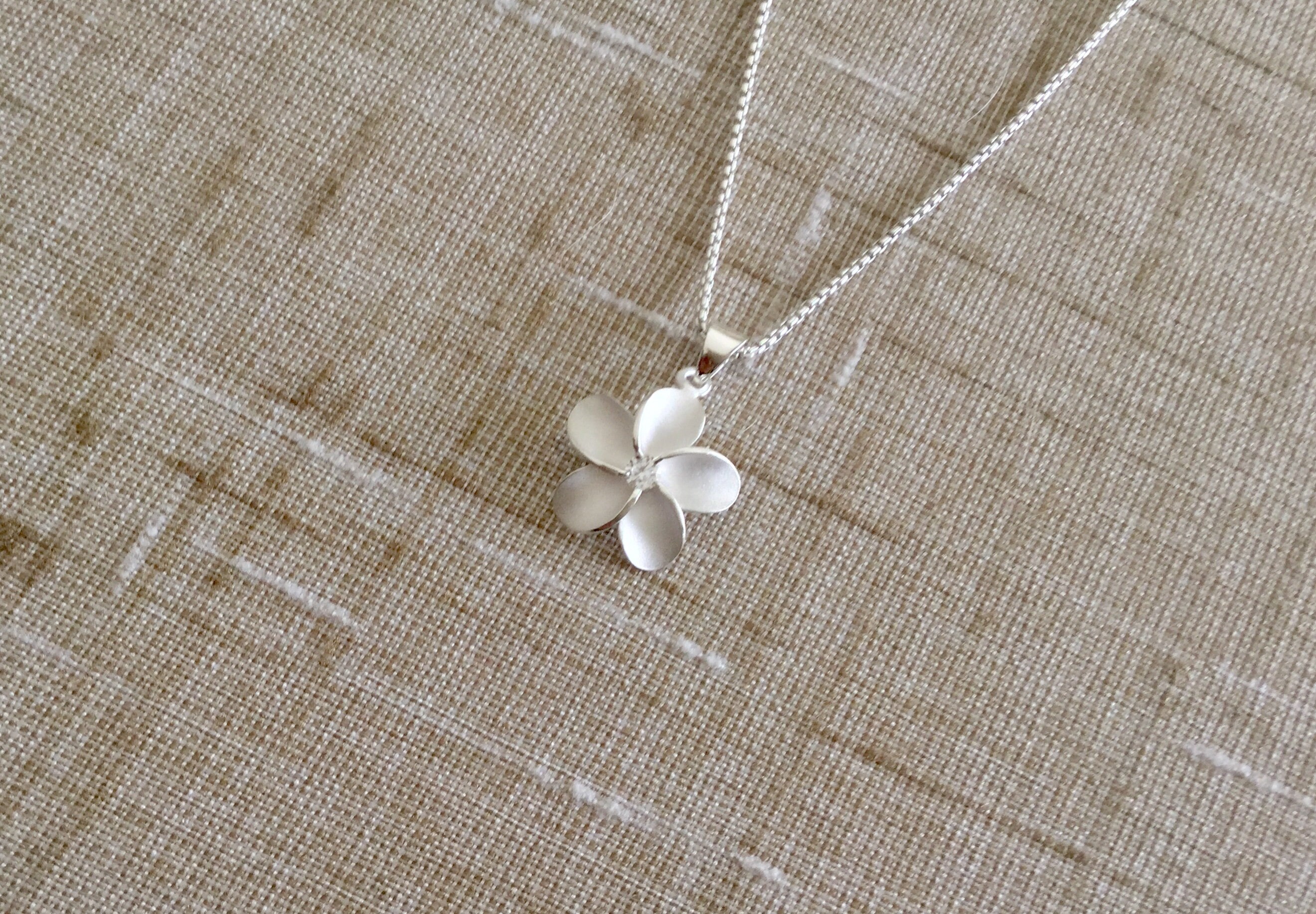 Flower Necklace Plumeria Necklace Hawaiian jewelry Plumeria Etsy