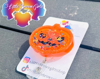 FREE SHIPPING-Pumpkin Badge Reel – Festive and Fun Autumn Accessory