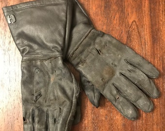 Freddy vs Jason leather gloves