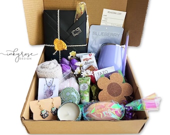Blind Date with a Book Box Hygge Gift Set, Personalized Book Lover Gift Bundle Bookworm, Bookish Gifts for Reader, Thriller Romance Fantasy