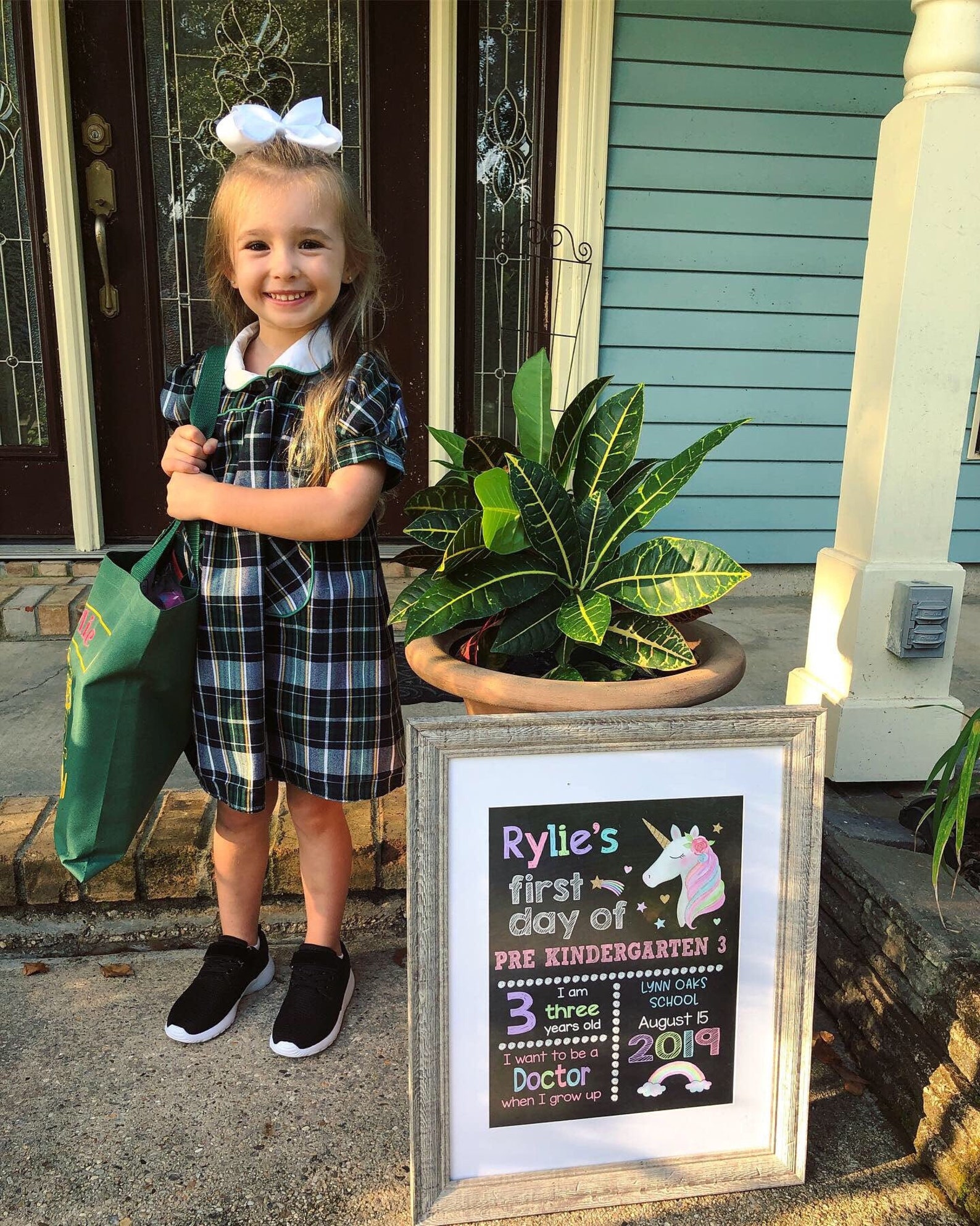 Unicorn First Day of Kindergarten Sign PRINTABLE 1st First - Etsy