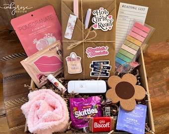Blind Date with a Book Gift Box Lovers Surprise Books Bookish Gifts for Reader Birthday Gift for Her Bookworm Gift Box Women Personalized