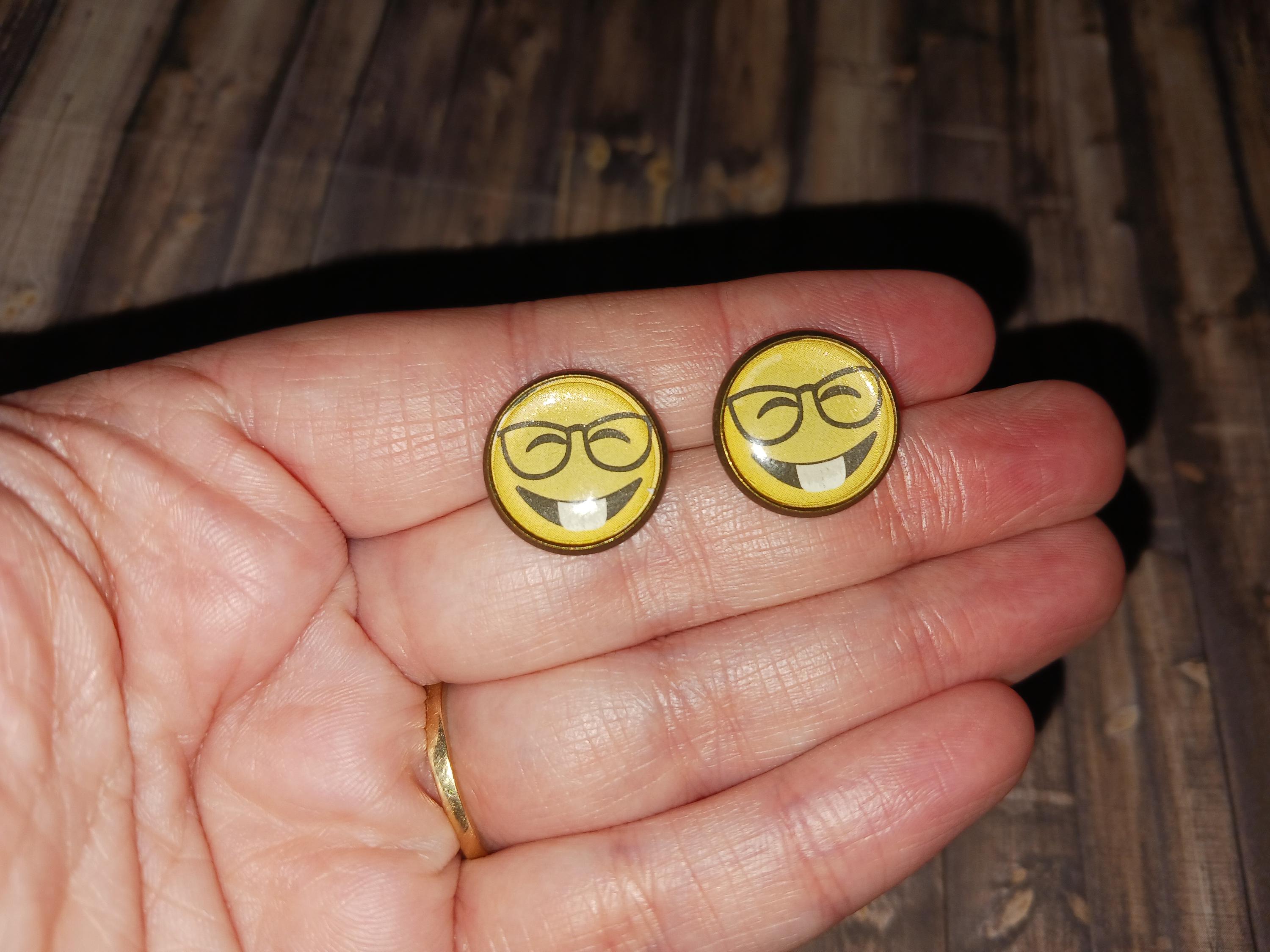 Nerd Emoji Earring - Etsy, image size:3000x2250