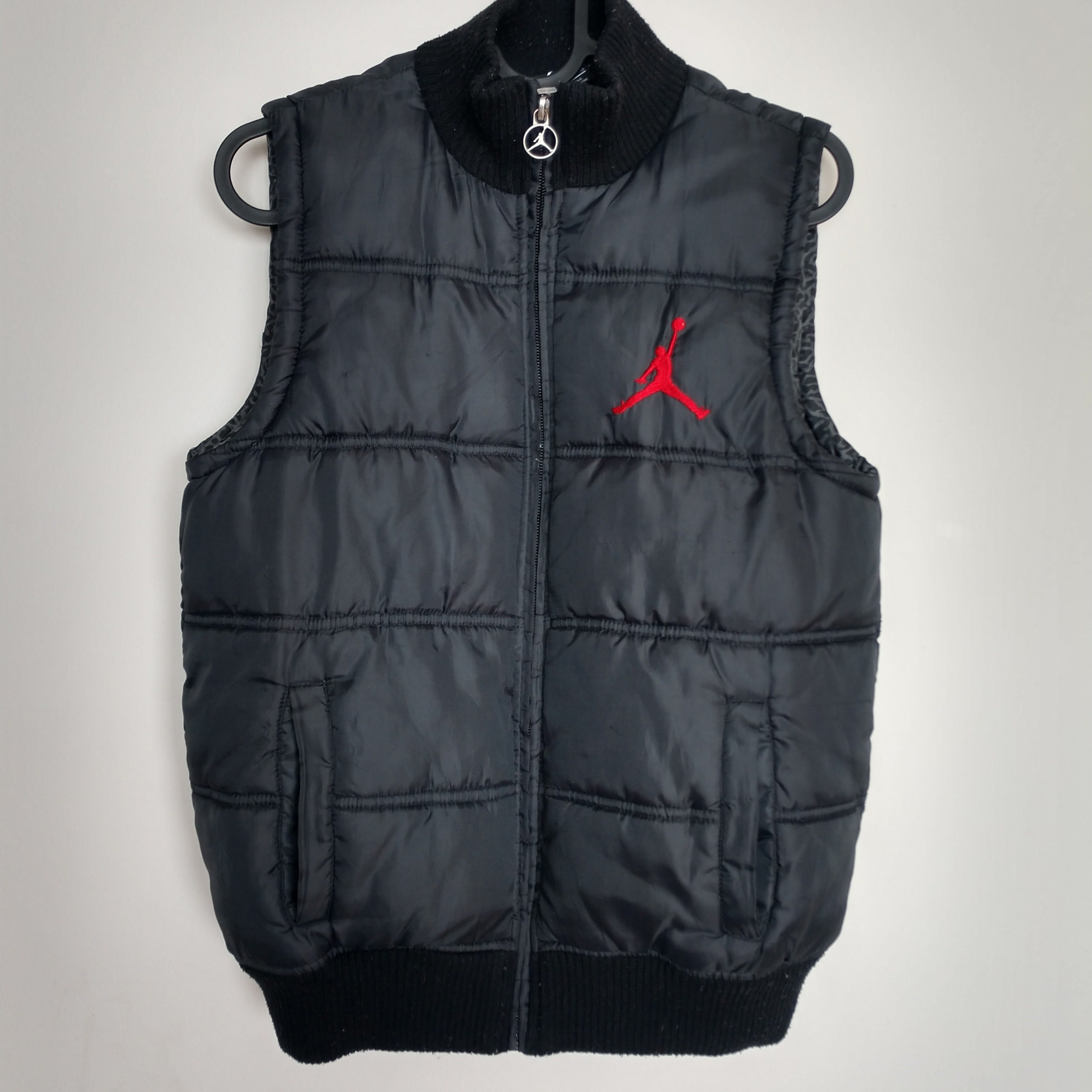 Great Vintage Condition Nike Air Jordan Jumpman 23 Puffer Vest Full Zip Youth - Etsy Great Vintage Condition Nike Air Jordan Jumpman 23 Puffer Vest Full Zip Youth - Etsy