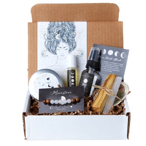 Goddess Moon Box Spiritual Gift Set | Smudge Kit | Witch Box | Christmas Gift For Her