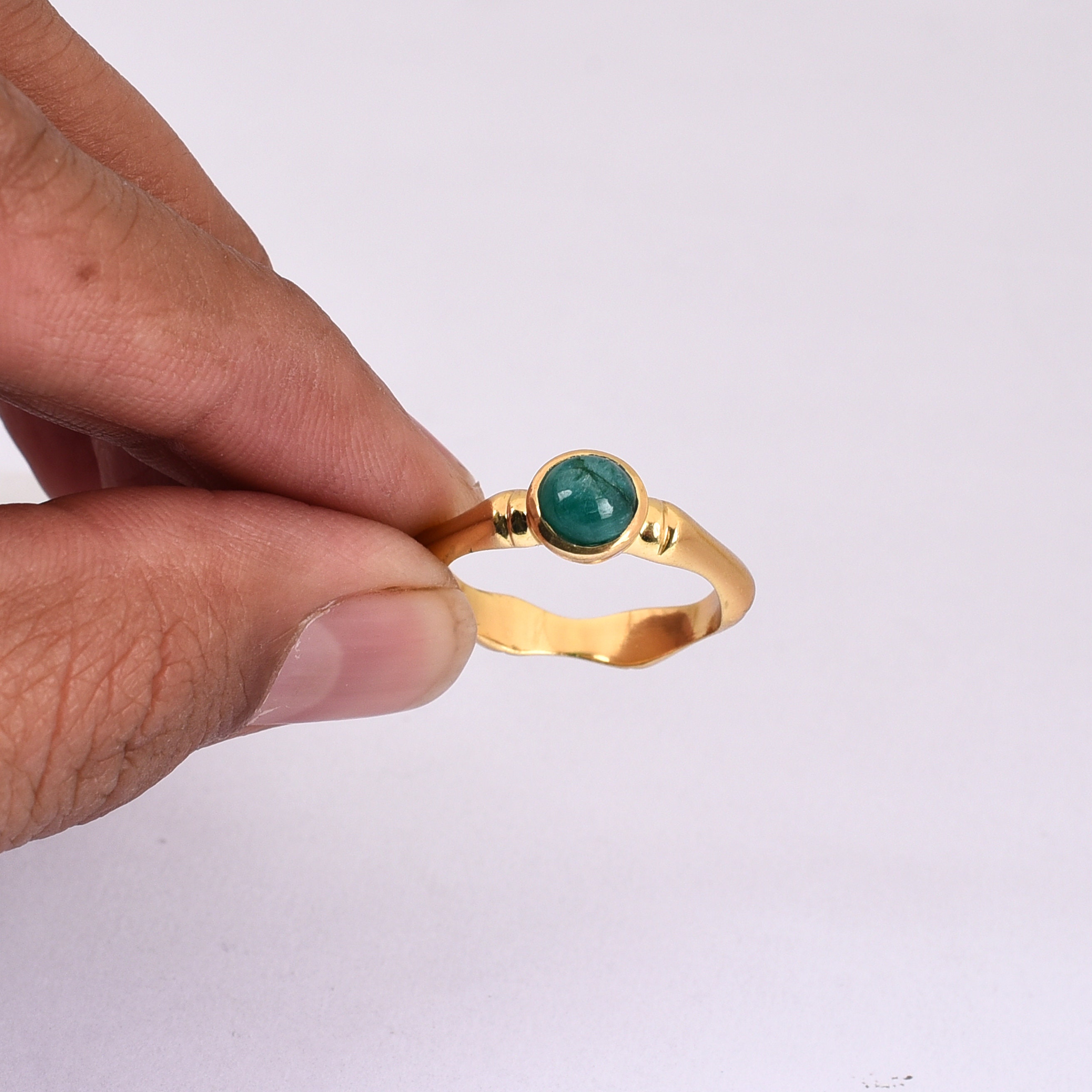 Emerald Ring Green Stone Ring Round Gemstone Ring Emerald Etsy UK